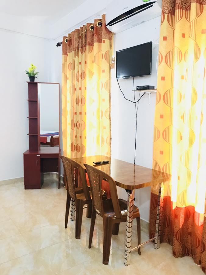 Emarald Holiday Homes Anuradhapura Buitenkant foto